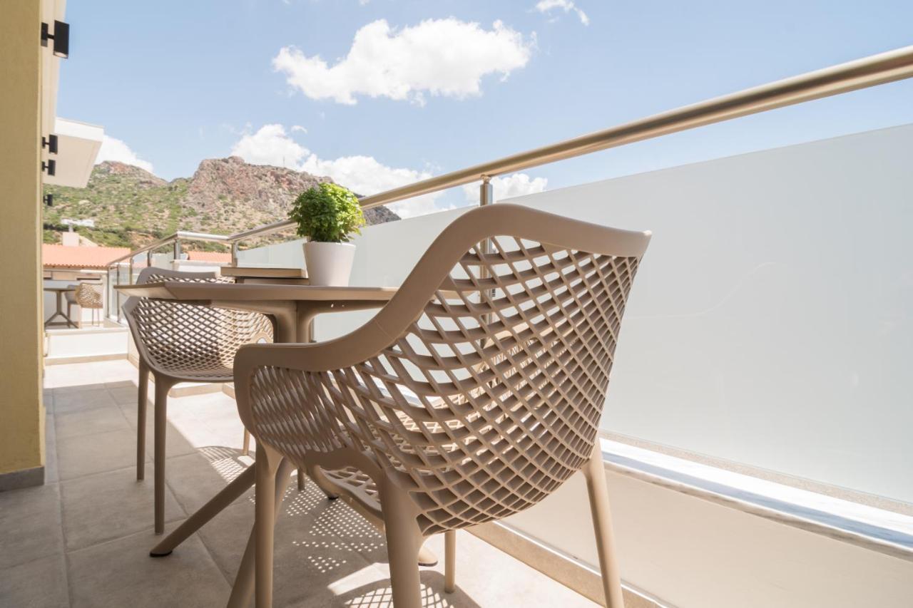Evriali Comfort Living Palaiochora Exterior photo